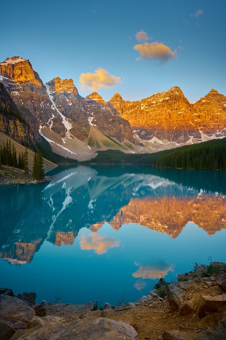 Moraine Lake, Banff, Alberta, Canada