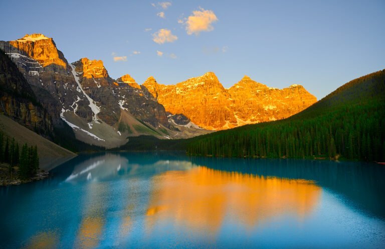 Moraine Lake, Banff, Alberta, Canada